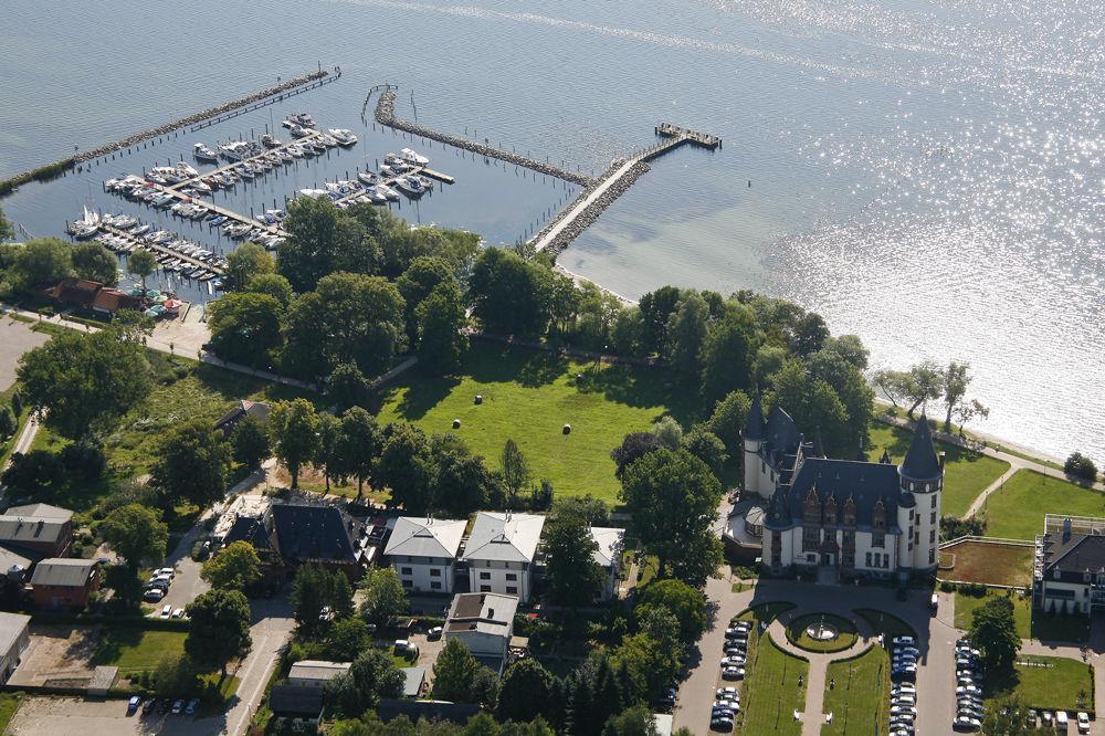 Seehotel Schloss Klink Exterior foto
