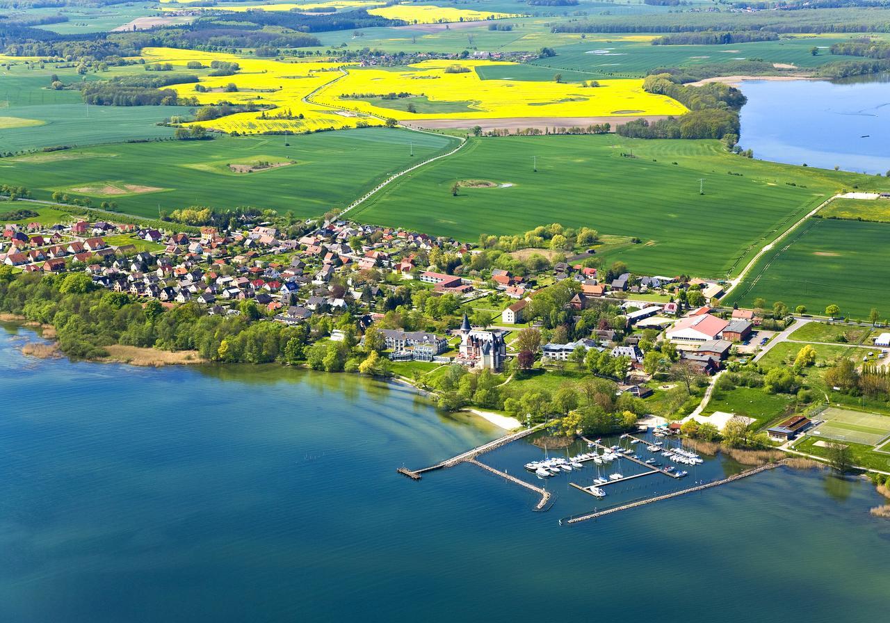Seehotel Schloss Klink Exterior foto